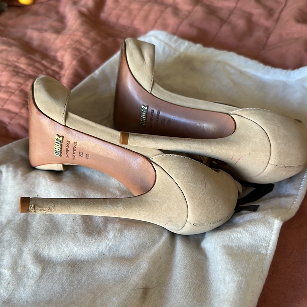 Schultz Heels - image 3